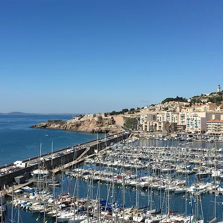 Appartement Cosy Sete, 2 Pieces, 4 Pers, Rez-de-chaussee, Wifi, Animaux Admis - Fr-1-338-599 Sète